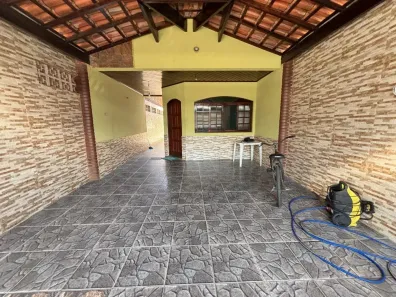 Casa com 3 Quartos para alugar, 100m² no Quietude, Praia Grande
