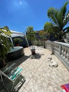 Sobrado com 4 Quartos à venda, 215m² no Jardim Las Vegas, Santo André