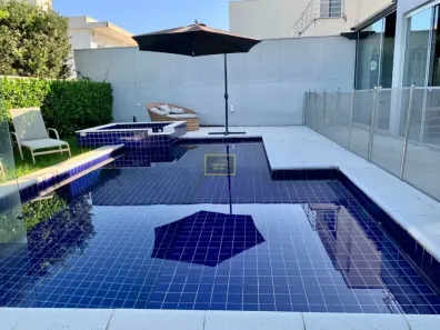 Casa com 4 Quartos à venda, 310m² no Massaguaçu, Caraguatatuba