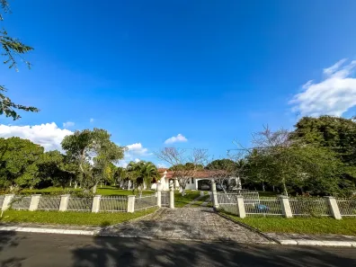 Casa de Condomínio com 4 Quartos para alugar, 525m² no Portão, Lauro de Freitas