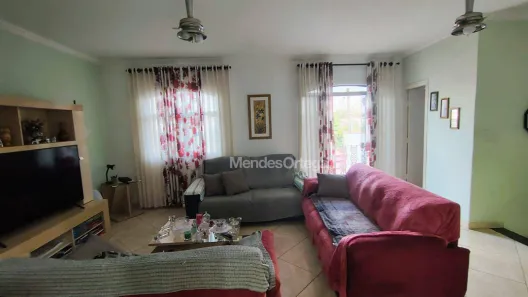 Casa com 4 Quartos à venda, 192m² no Vila Barão, Sorocaba