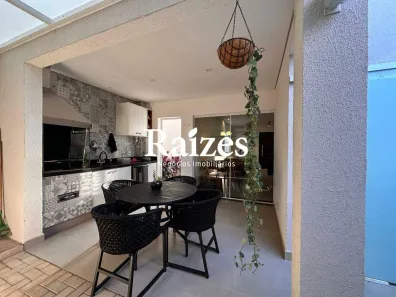 Casa de Condomínio com 3 Quartos para alugar, 113m² no Jardim Inconfidência, Uberlândia