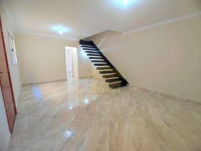 Sobrado com 2 Quartos à venda, 154m² no Cidade Domitila, São Paulo