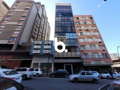 Sala Comercial para alugar, 300m² no Centro Histórico, Porto Alegre