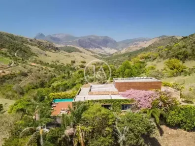 Casa com 6 Quartos à venda, 809m² no Pedro do Rio, Petrópolis