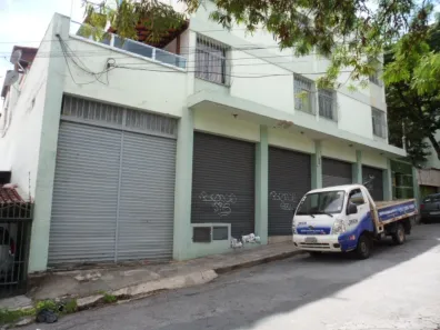 Ponto Comercial à venda, 715m² no Sagrada Família, Belo Horizonte