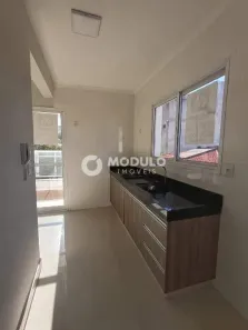 Apartamento com 2 Quartos para alugar, 100m² no Tabajaras, Uberlândia