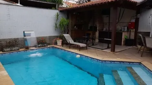 Casa com 3 Quartos à venda, 160m² no Itaipu, Niterói