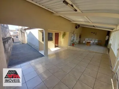 Casa com 2 Quartos à venda, 166m² no Cidade Jardim, Americana