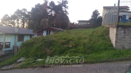 Lote/Terreno à venda, 374m² no São Caetano, Caxias do Sul