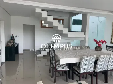 Casa com 3 Quartos à venda, 288m² no Jardim Patrícia, Uberlândia