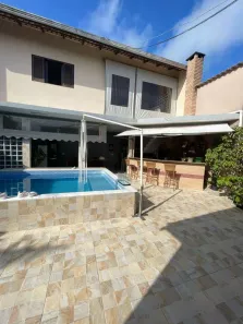 Sobrado com 3 Quartos à venda, 271m² no Savoy, Itanhaém