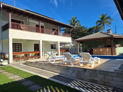 Sobrado com 3 Quartos à venda, 254m² no Capricórnio I, Caraguatatuba
