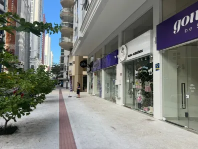 Sala Comercial à venda, 65m² no Centro, Balneário Camboriú