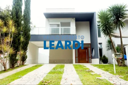Casa de Condomínio com 3 Quartos à venda, 300m² no Cidade Parquelandia, Mogi das Cruzes