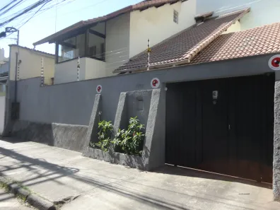 Casa com 3 Quartos à venda, 240m² no Jardim Camburi, Vitória