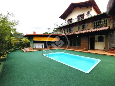 Casa com 4 Quartos à venda, 263m² no Bom Retiro, Teresópolis