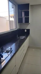 Casa de Condomínio com 3 Quartos à venda, 200m² no Despraiado, Cuiabá