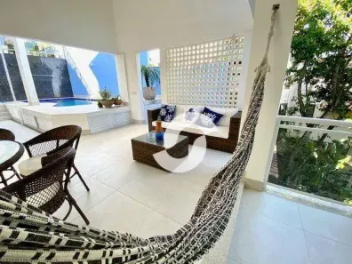 Casa de Condomínio com 3 Quartos à venda, 242m² no Sapê, Niterói