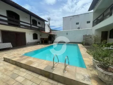 Casa com 5 Quartos à venda, 380m² no Piratininga, Niterói