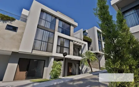 Sobrado com 3 Quartos à venda, 156m² no São Lourenço, Curitiba