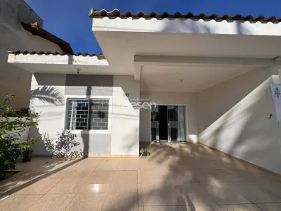 Casa com 2 Quartos à venda, 84m² no Barra do Saí, Itapoá