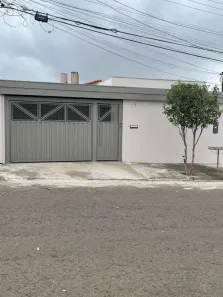 Casa com 3 Quartos à venda, 160m² no Jardim Damasco I, Marília