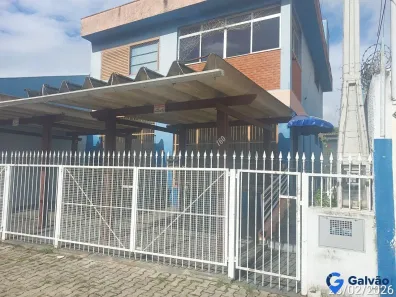 Casa com 3 Quartos para alugar, 246m² no Jardim Pacaembu, Jundiaí