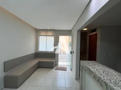 Casa de Condomínio com 2 Quartos para alugar, 70m² no Saraiva, Uberlândia