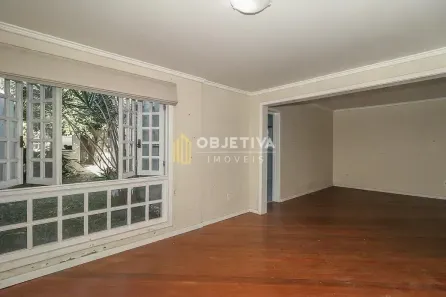 Casa com 4 Quartos para alugar, 210m² no Jardim Itu, Porto Alegre
