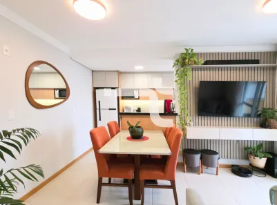 Apartamento com 2 Quartos à venda, 64m² no Barreiros, São José