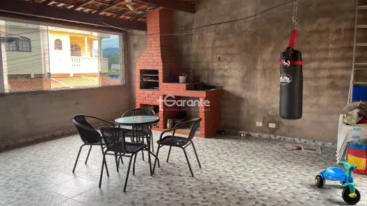 Sobrado com 4 Quartos à venda, 220m² no Cidade Soberana, Guarulhos