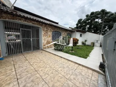 Casa com 4 Quartos à venda, 330m² no Novo Mundo, Curitiba
