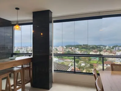 Apartamento com 3 Quartos à venda, 125m² no Saguaçu, Joinville