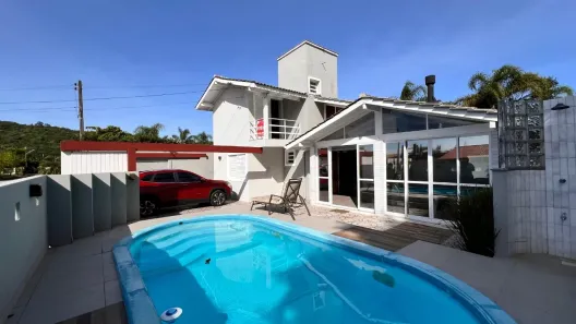 Casa com 3 Quartos à venda, 120m² no Daniela, Florianópolis