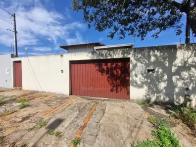 Casa com 6 Quartos à venda, 300m² no Jardim Alvorada, Londrina