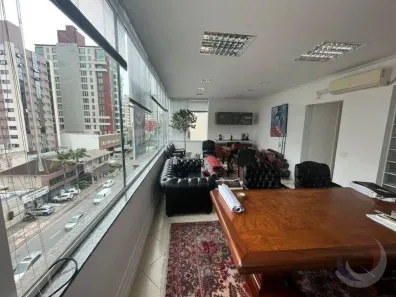 Sala Comercial à venda, 169m² no Centro, Florianópolis