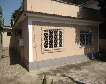 Casa com 3 Quartos para alugar, 90m² no Pavuna, Rio de Janeiro