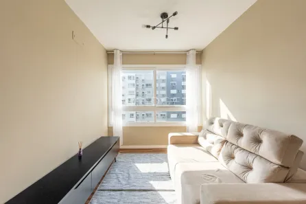 Apartamento com 2 Quartos à venda, 60m² no Jardim do Salso, Porto Alegre
