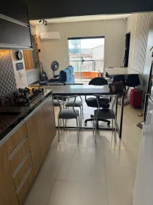 Apartamento com 3 Quartos para alugar, 104m² no Batista Campos, Belém