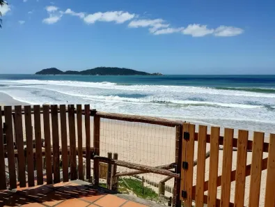 Casa com 6 Quartos à venda, 232m² no Campeche, Florianópolis