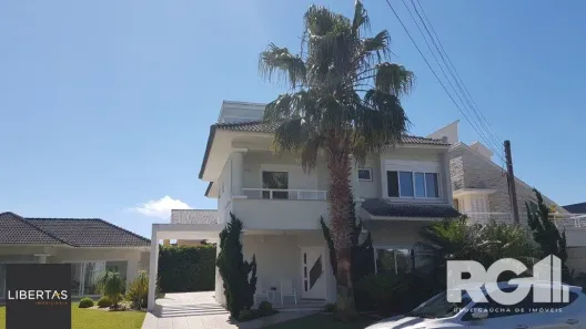 Casa de Condomínio com 6 Quartos à venda, 353m² no Capão da Canoa, Capão da Canoa
