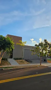 Casa de Condomínio com 3 Quartos à venda, 218m² no Vila Aviação, Bauru
