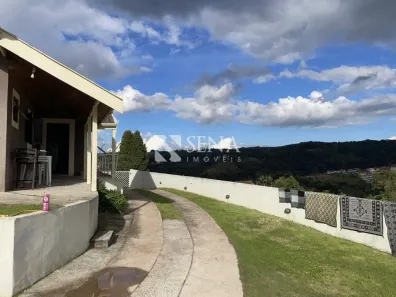 Casa com 3 Quartos à venda, 170m² no Berta Sachi, Campos do Jordão