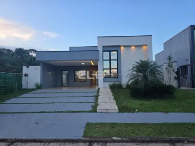 Casa com 3 Quartos para alugar, 210m² no Aeroclube, Porto Velho