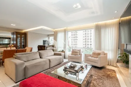 Apartamento com 3 Quartos à venda, 136m² no Auxiliadora, Porto Alegre