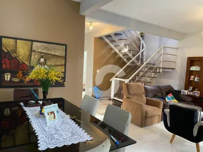 Casa com 4 Quartos à venda, 207m² no Itaipu, Niterói