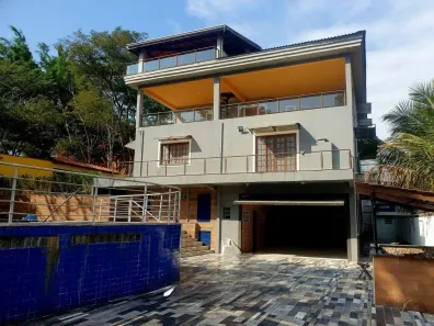 Casa de Condomínio com 5 Quartos para alugar, 550m² no Parque dos Príncipes, São Paulo