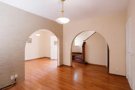 Casa com 6 Quartos à venda, 350m² no Vila Romana, São Paulo