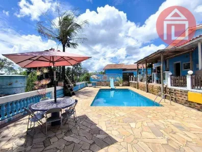 Fazenda/Sítio com 3 Quartos para alugar, 400m² no Cidade Jardim, Bragança Paulista